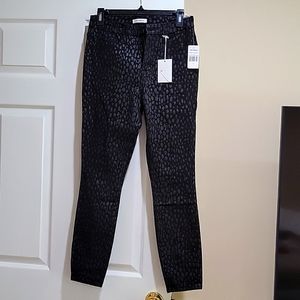 Good American Good Leg Crop Leopard pants